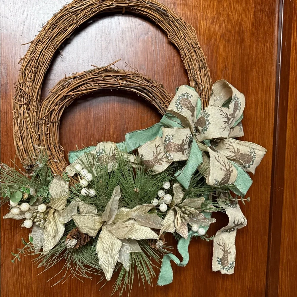 Signature Rustic Holiday Wreath with Bow deer design